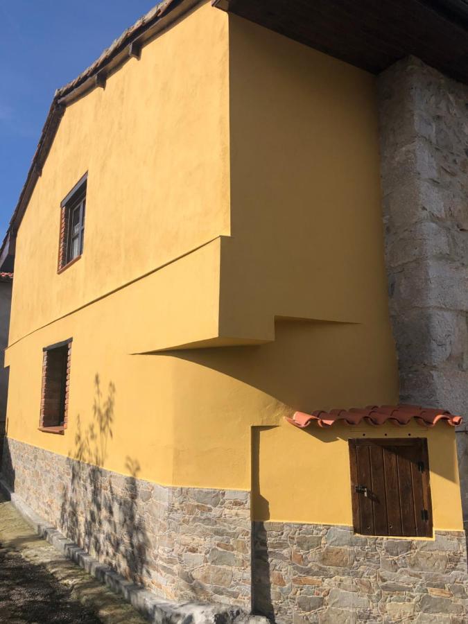 Vivienda Vacacional El Navariegu 1 Villanueva de Pria Exteriör bild